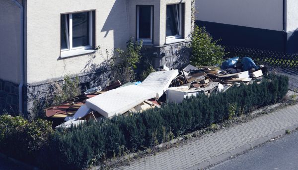 Yard Junk Removal in Pataskala